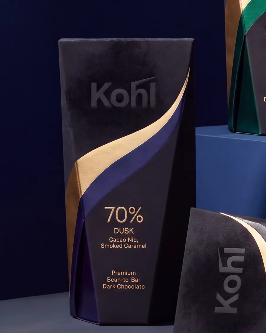 Dusk 70% in the Kohl range render